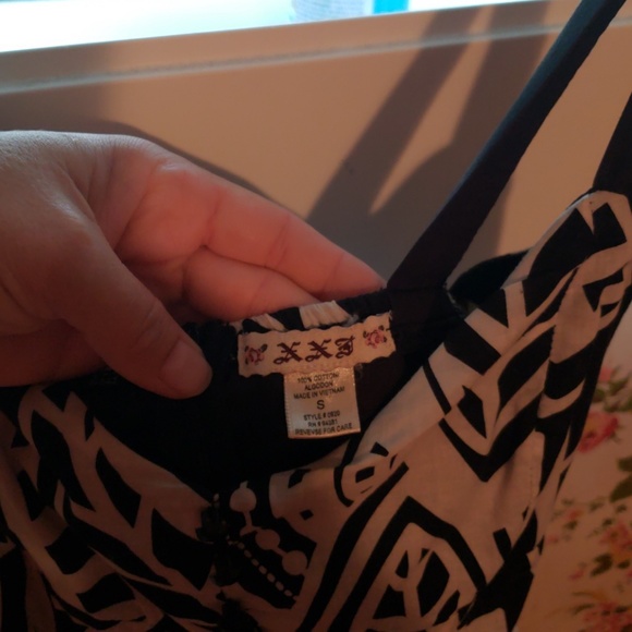 Dress - Picture 3 of 3